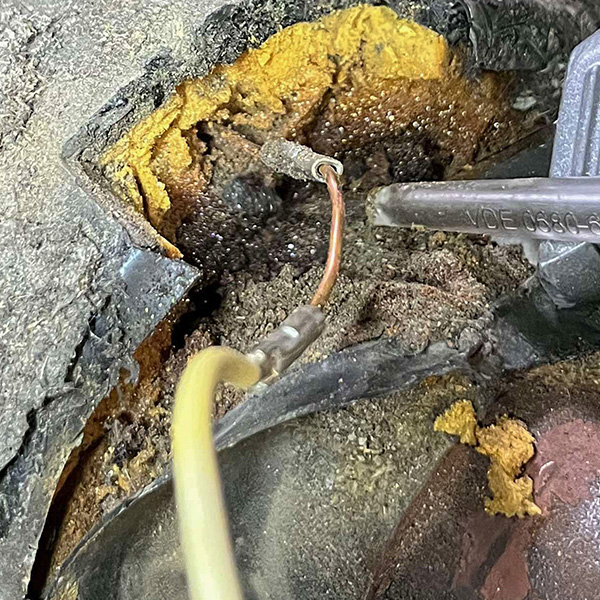 Rotten pipe SQ 600px