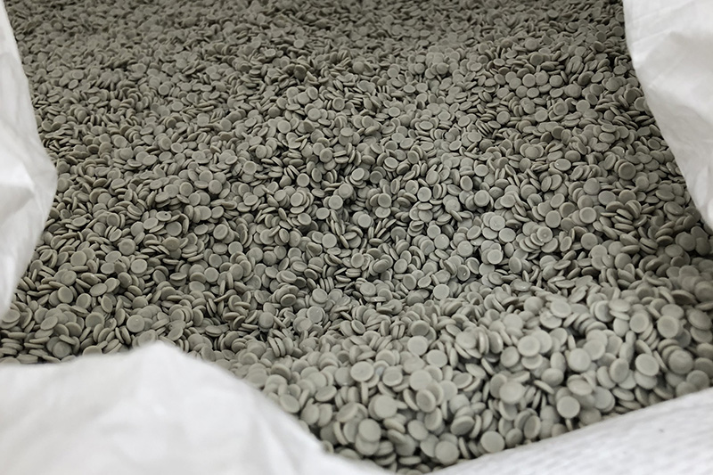recycled granules 800px
